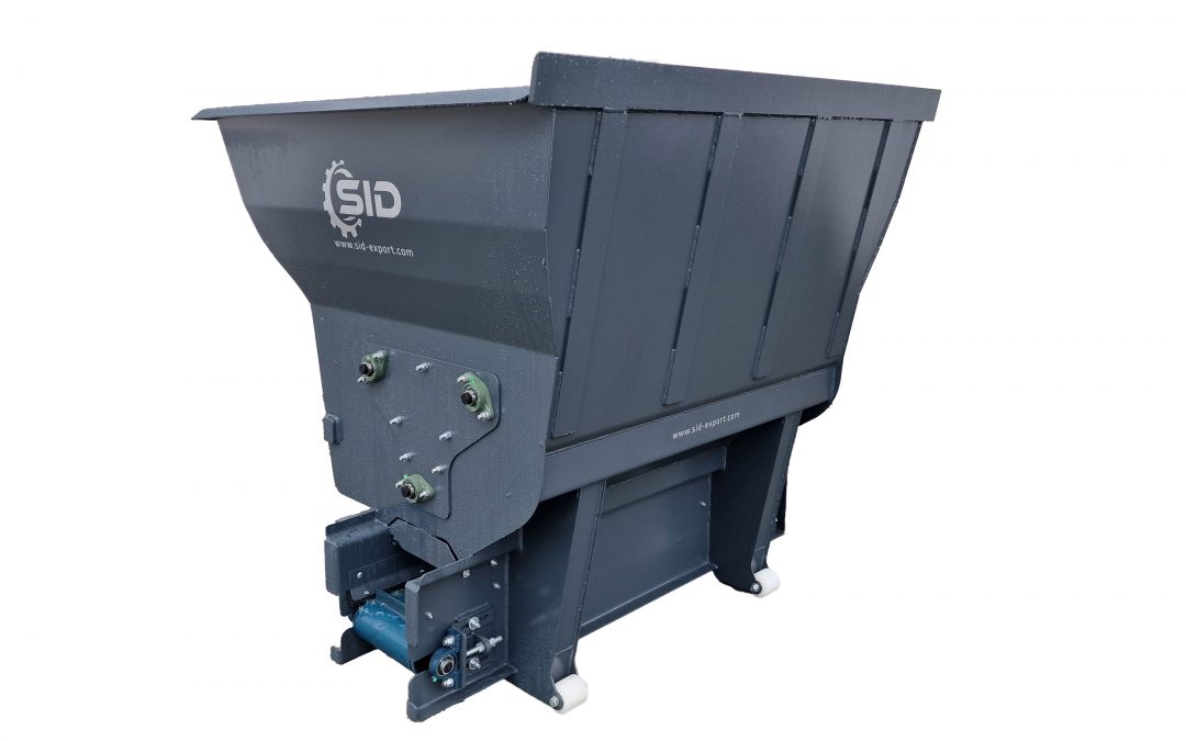 Dosing bucket with conveyor belt