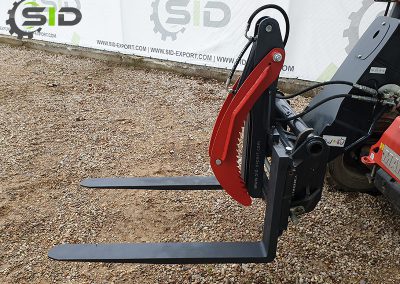 Wood grapple for pallet forks