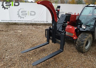 Wood grapple for pallet forks