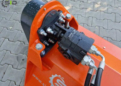 Hydraulic flail mower