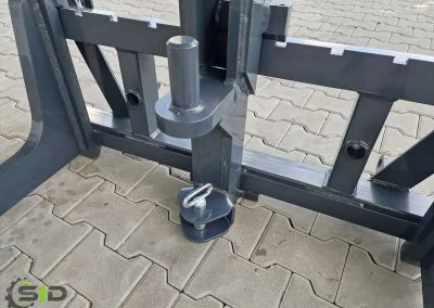 3-point adapter on pallete frame