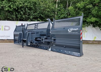 Hydraulic silage blade