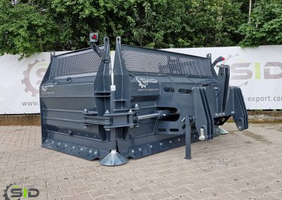 Hydraulic silage blade