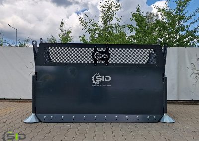 Hydraulic silage blade