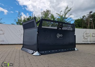 Hydraulic silage blade