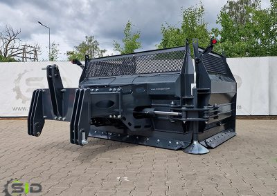 Hydraulic silage blade