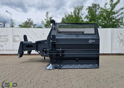 Hydraulic silage blade