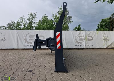 Hydraulic silage blade
