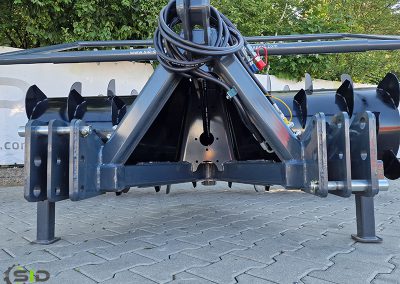 Silage spreader