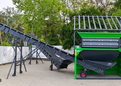 Vibrating screen