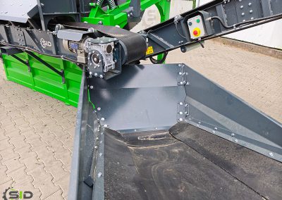 Vibrating screen
