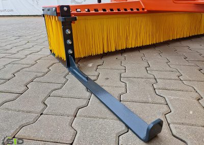 Brush sweeper V