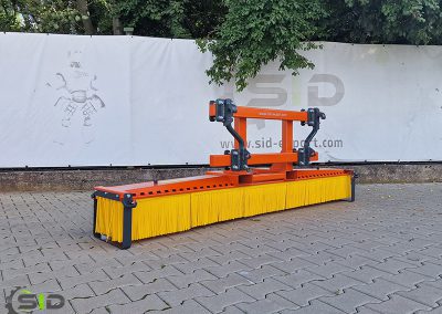 Brush sweeper