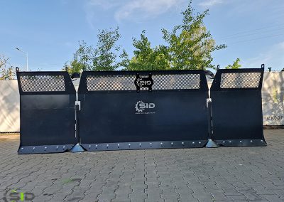 Hydraulic silage blade