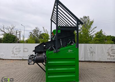 Vibrating screen